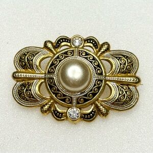 Victorian Damascene Scalloped Brooch